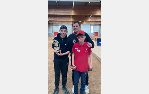 Belle 2ème place de Léo au trophée de pétanque